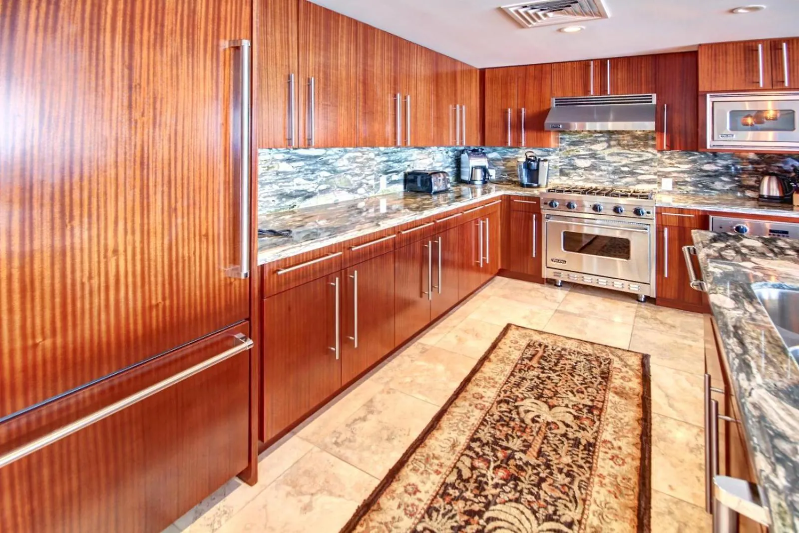 Kbm Resorts Free Car Honua Kai Hokulani Oceanfront 3-Bedroom Condo Presidents Penthouse 3500 Sq Ft Lanai Hkh-501 Kaanapali